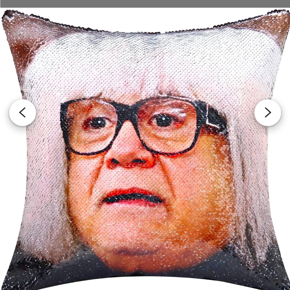 FRANK REYNOLDS - It's Always Sunny Sequin Pillow